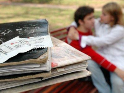 Las adolescentes conocen poco sobre anticoncepci�n