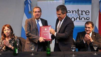 Bara�ao y Urribarri firmaron convenio para desarrollo tecnol�gico	 