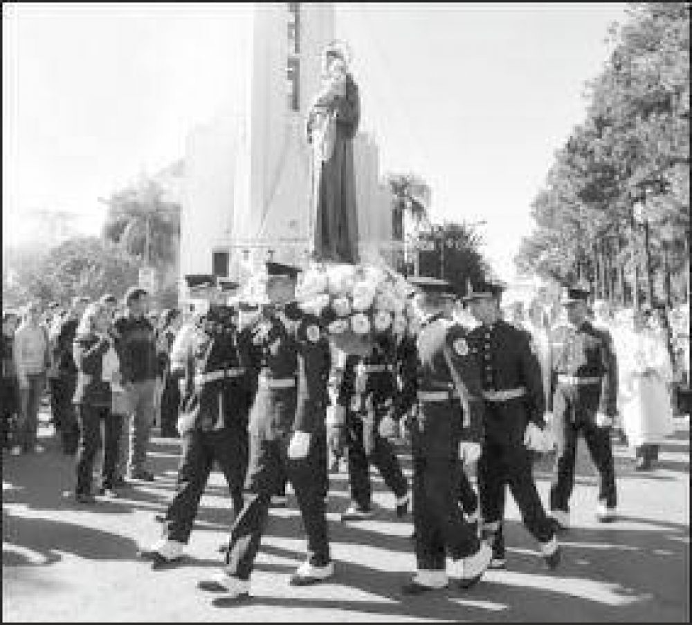 Una multitud homenaje� a San Antonio de Padua, patrono de Ober�