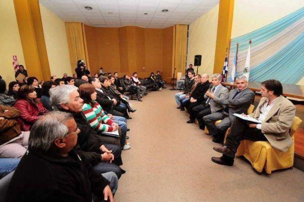 Poggi: �Queremos dar un fuerte impulso al f�tbol infantil y juvenil de San Luis�