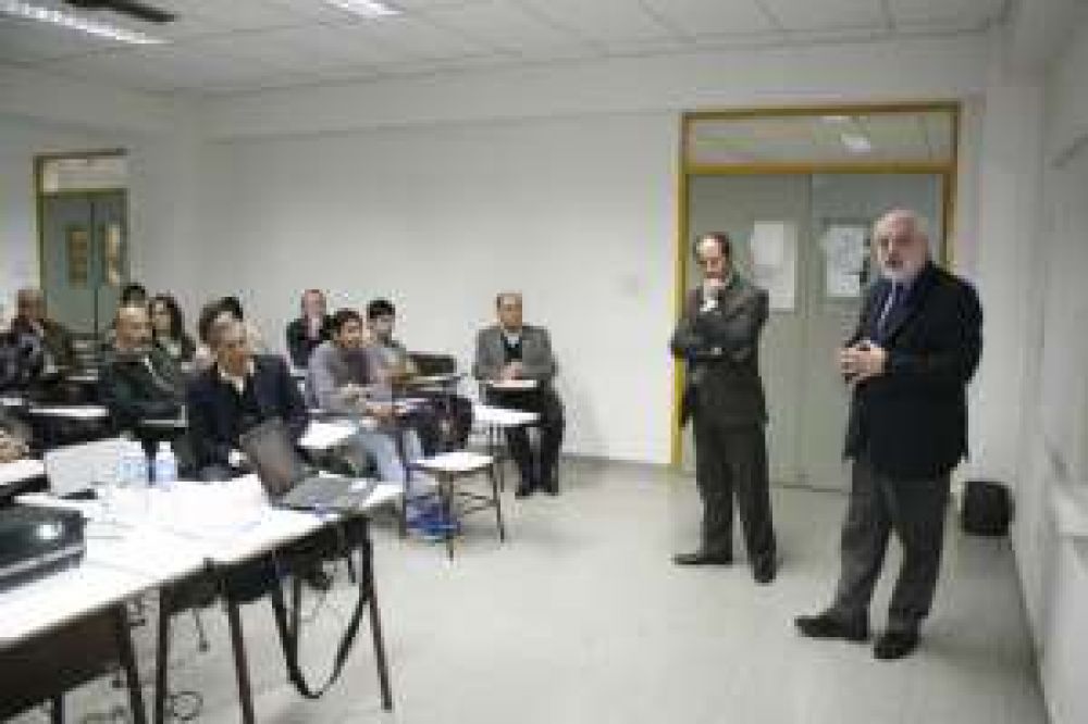Promueven instalaci�n de centro log�stico de cargas