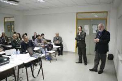 Promueven instalaci�n de centro log�stico de cargas