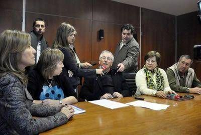 Diputados del Modelo Chubut denunciaron penalmente al Gobierno por desistimiento de juicios contra Naci�n