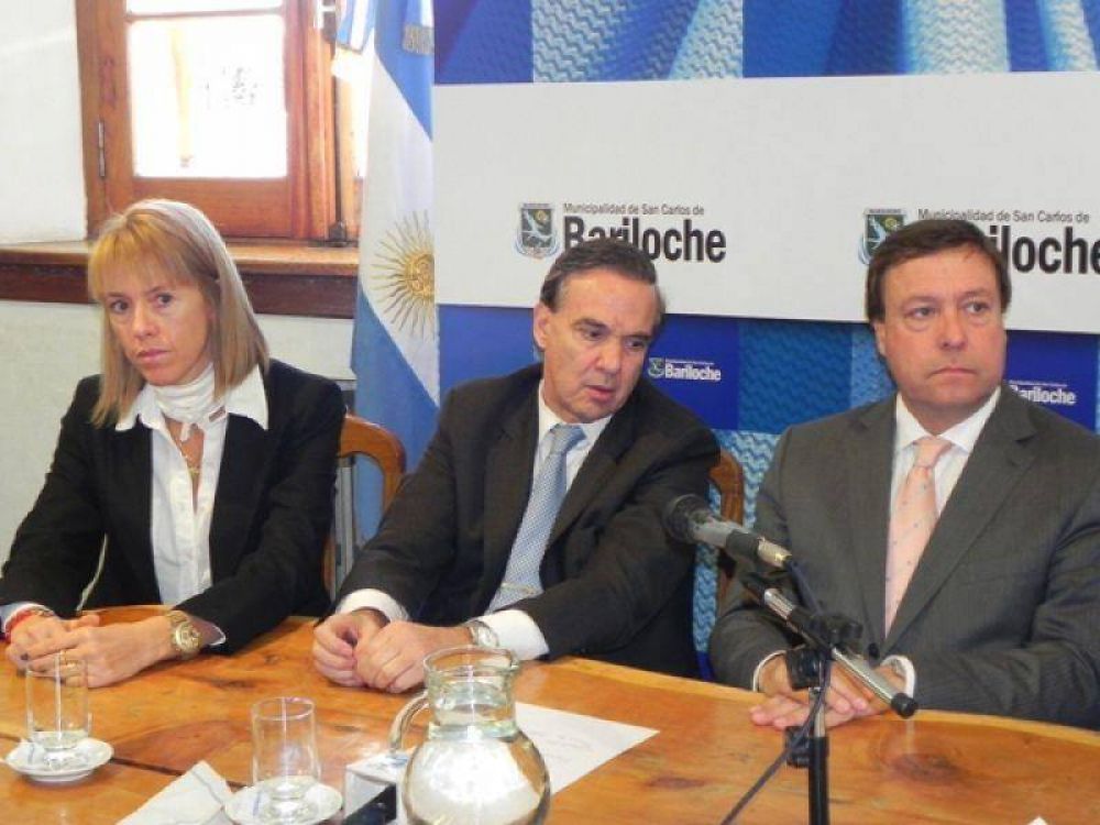 Es casi un hecho: El FPV conformar�a su lista con Pichetto, Garc�a Larraburu y Weretilneck