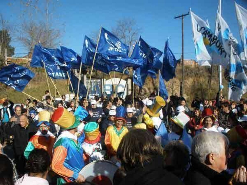 Con fervor militante y mucha convicci�n inauguraron nueva Unidad B�sica