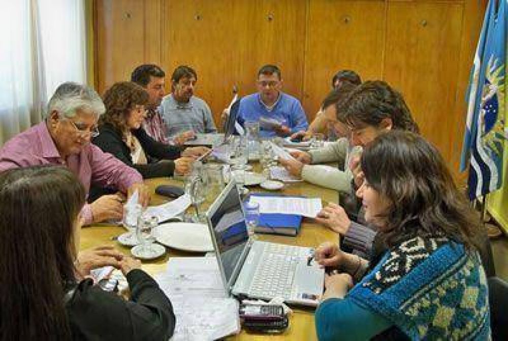 En Paritarias: Los gremios docentes aceptaron la propuesta del Gobierno
