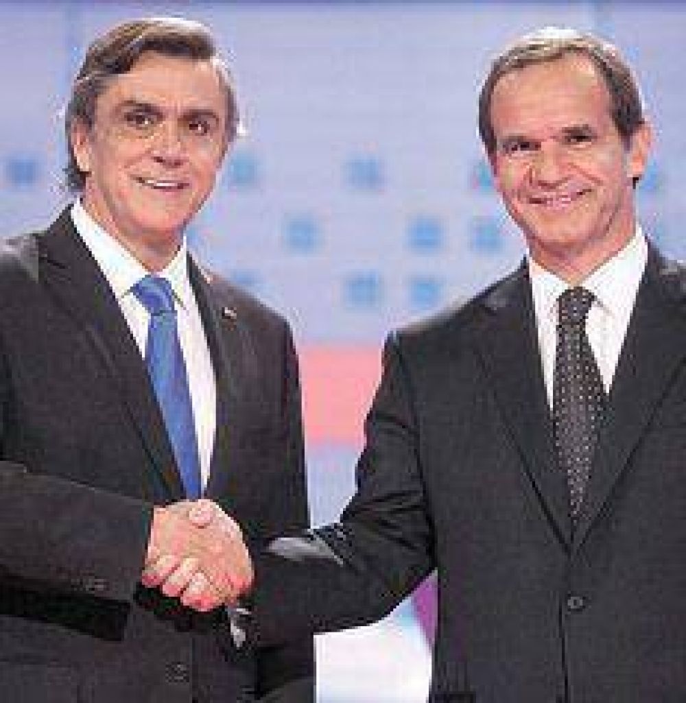 La derecha, como siempre pero por TV