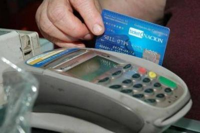 M�s supermercados reciben los Pro Familia