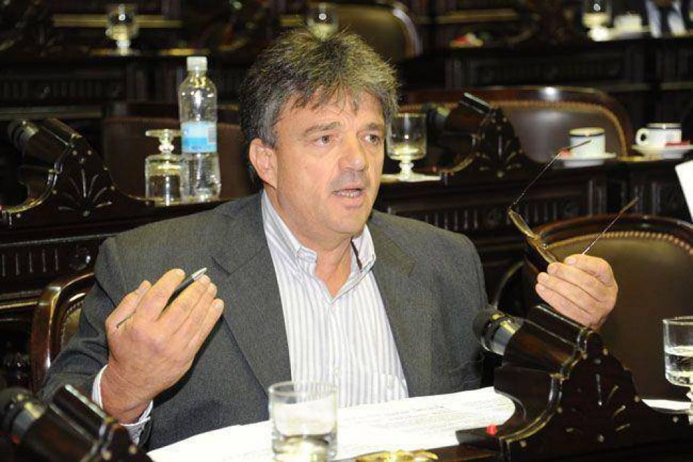 Paro agropecuario: "No soportan m�s esta pol�tica concentradora y excluyente", dice Forte
