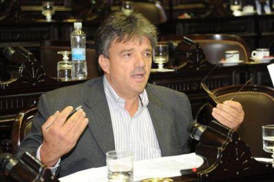 Paro agropecuario: "No soportan m�s esta pol�tica concentradora y excluyente", dice Forte