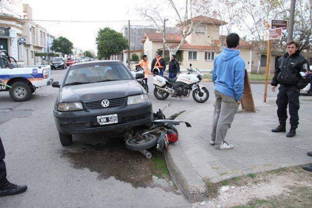 HOMBRE HERIDO EN ACCIDENTE DE TR�NSITO