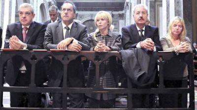 El rector de la UCA convoc� a Binner, Scioli y Dom�nguez