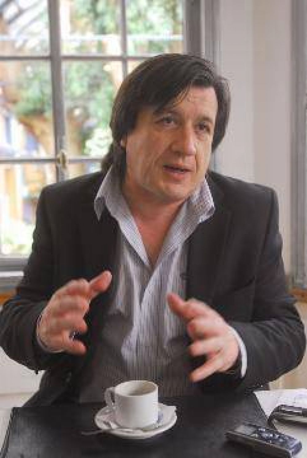 Piden sancionar a profesor universitario que no da clases