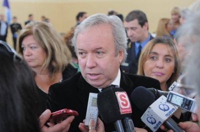 Peralta dijo que en agosto demostrar� que el pueblo rechaza la intervenci�n