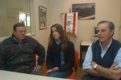 Arranc� el paro del campo contra el Gobierno y ya se siente con fuerza
