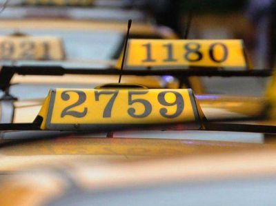 Taxistas dicen que la actividad se redujo un 40 por ciento