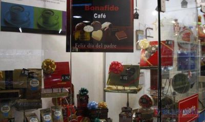 Artesan�as y ropa, los regalos m�s elegidos