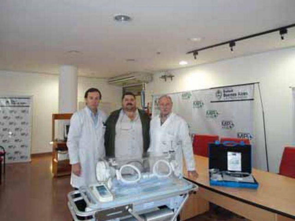 El Hospital Mi Pueblo recibi� una incubadora