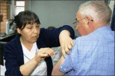 Aseguran que el 70 por ciento de la franja de riesgo est� inmunizado contra la gripe