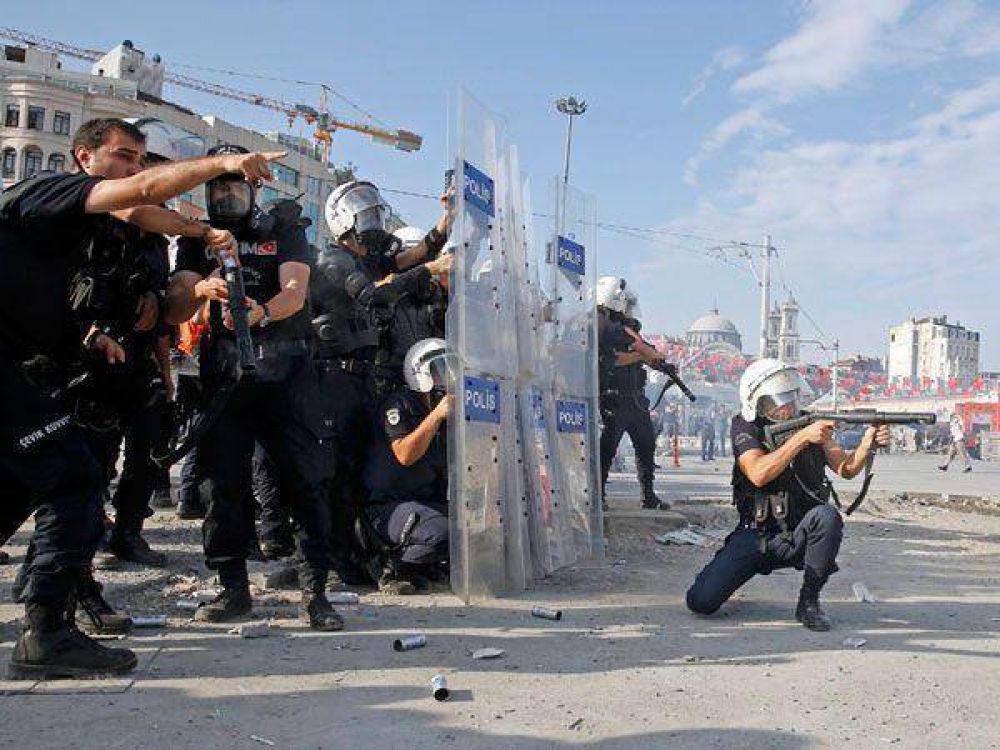 Turqu�a: casi 600 detenidos en nuevos enfrentamientos