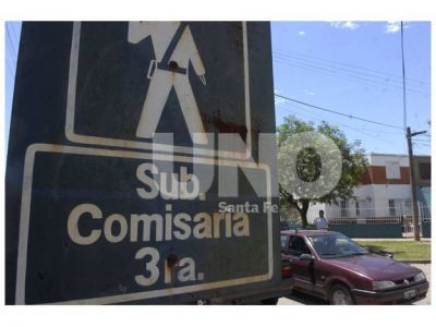 Arrestan al jefe de la subcomisar�a 3�, por pedirle coimas a una mujer