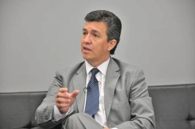 "Tenemos que ser capaces de la formaci�n de cuadros que sepan administrar y cuidar al Estado"