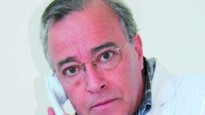 Endrek se baj� de las primarias