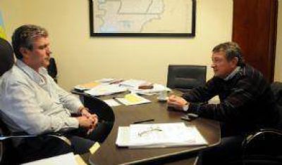   Yauhar, Eliceche y Un Di�logo Sobre Obras y Pol�tica