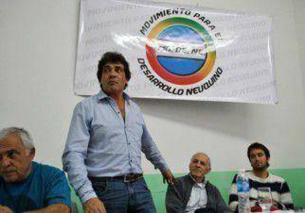 Ex funcionarios municipales crean agrupaci�n en el MPN 