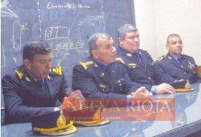 Polic�a: asumieron nuevos jefes en las comisar�as de la Capital