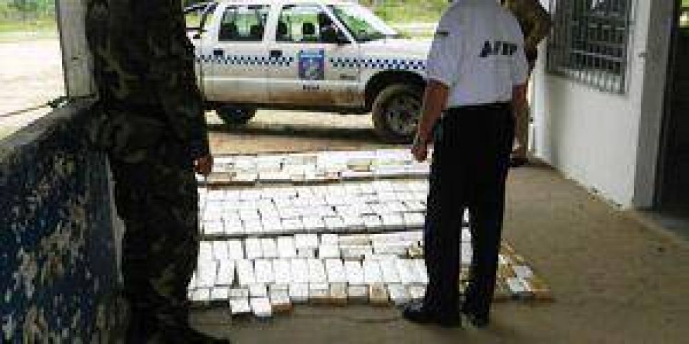 Secuestran 140 kilos de marihuana