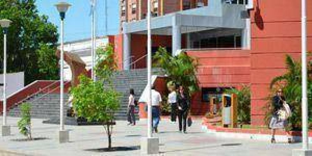 Alto acatamiento tuvo el paro de judiciales