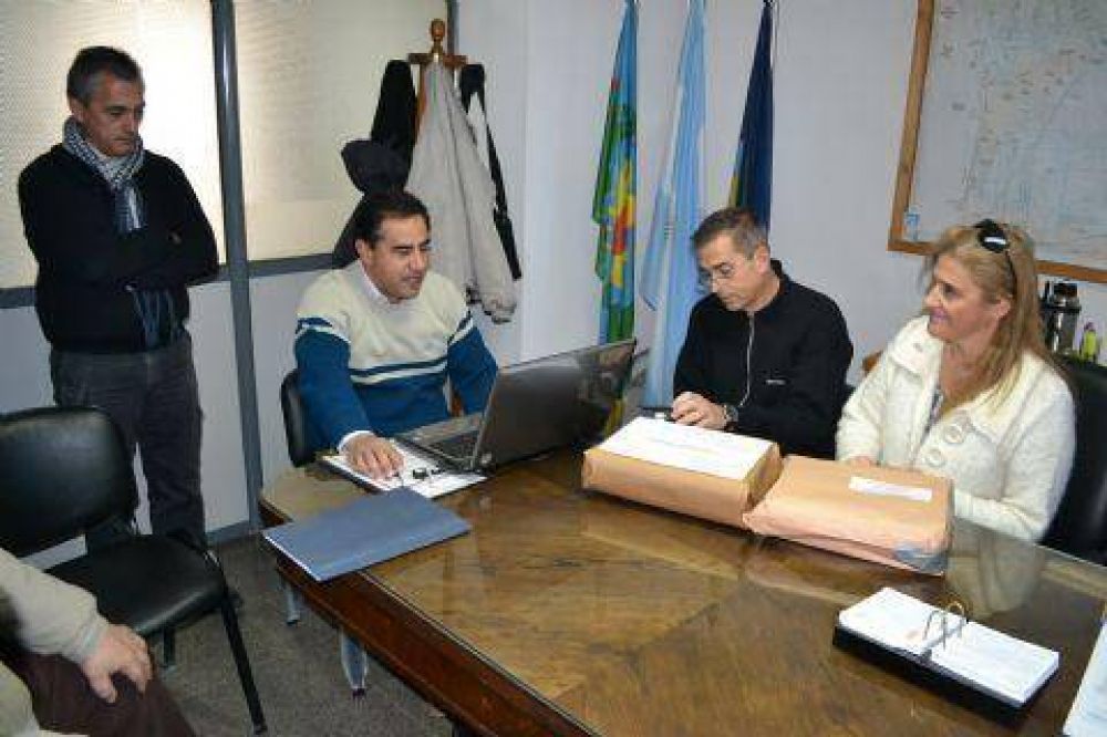 Se realiz� la apertura de sobres de obras p�blicas para Berisso