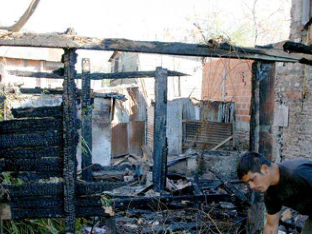 Tareas solidarias de La C�mpora