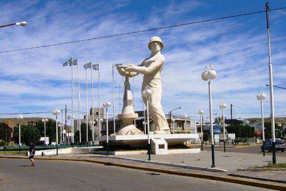 �El PJ Caleta Olivia adeuda 1 mill�n de pesos y acusan al FVS y Rub�n Contreras por mala administraci�n�