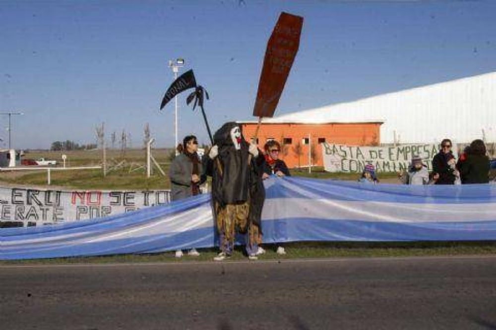 Vecinos autoconvocados denuncian la entrega del patrimonio hist�rico