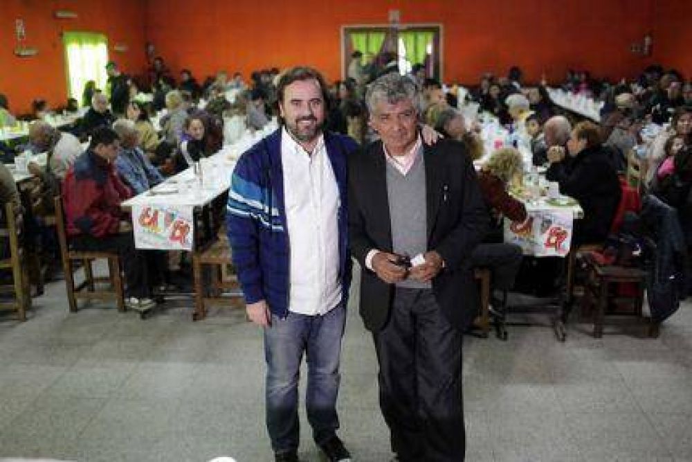 Agrupaci�n Radical le dio su apoyo a Emiliano Giri candidato de �Unidos por vos�