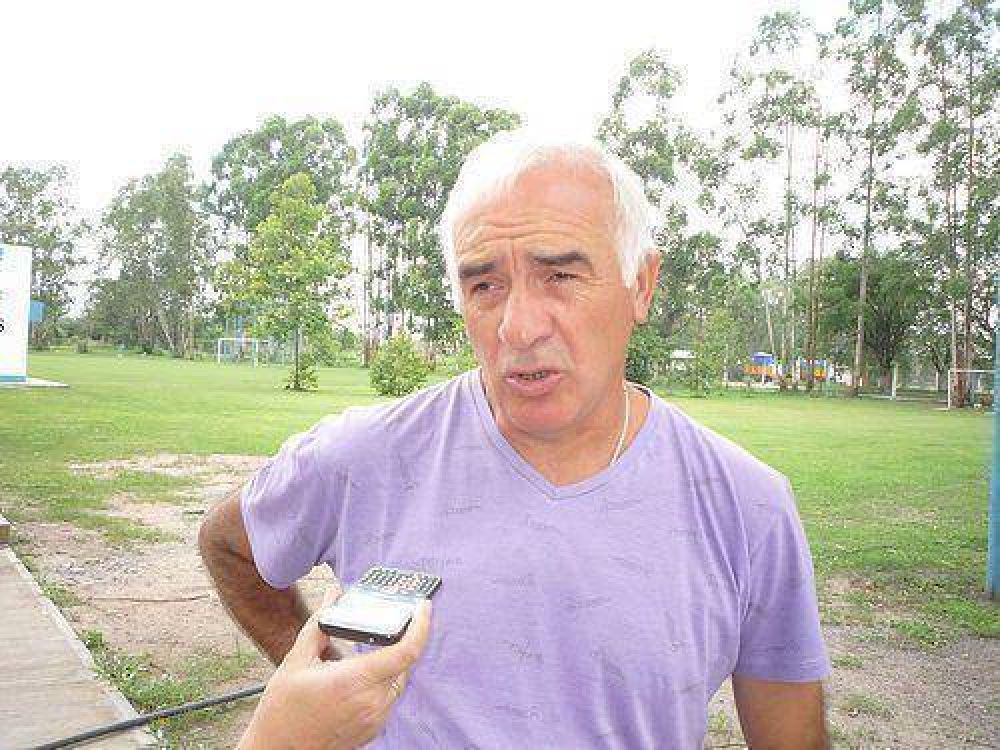 Mario G�mez dice que hay que comprar buenos jugadores