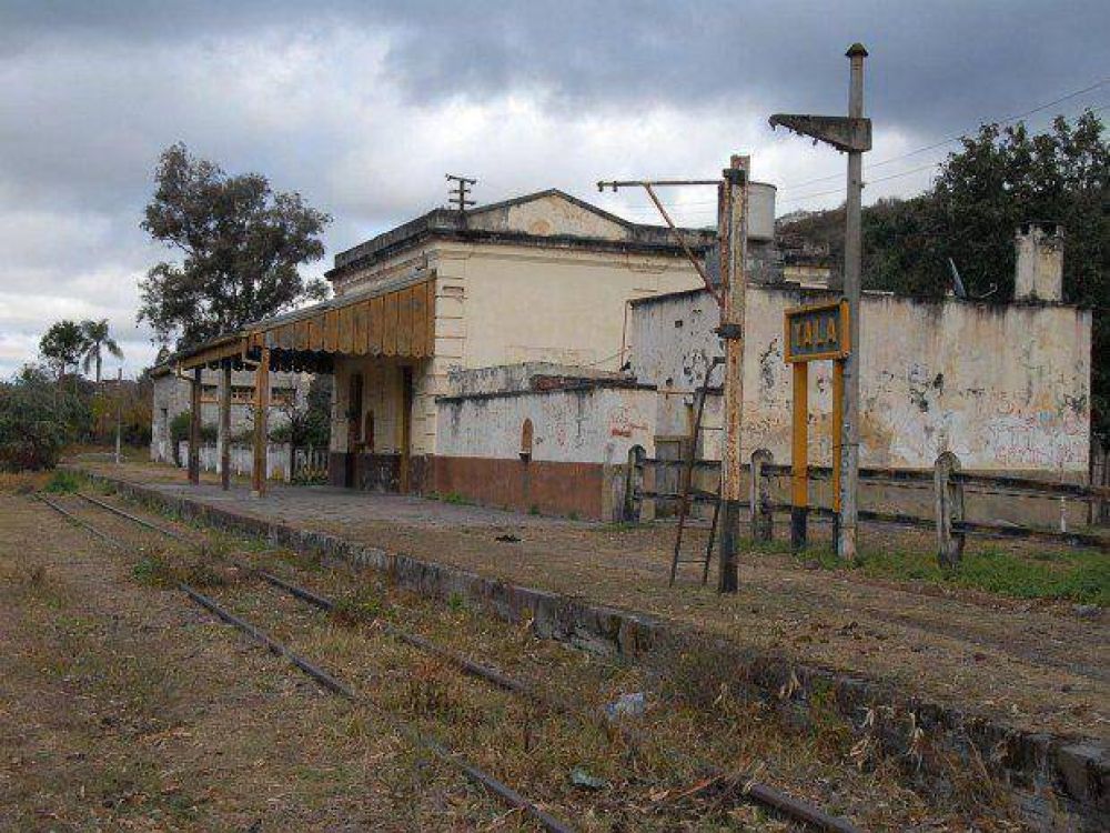 Proyectan parques tem�ticos en cercan�as de v�as del ferrocarril