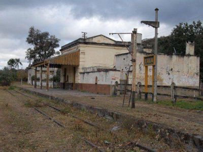 Proyectan parques tem�ticos en cercan�as de v�as del ferrocarril