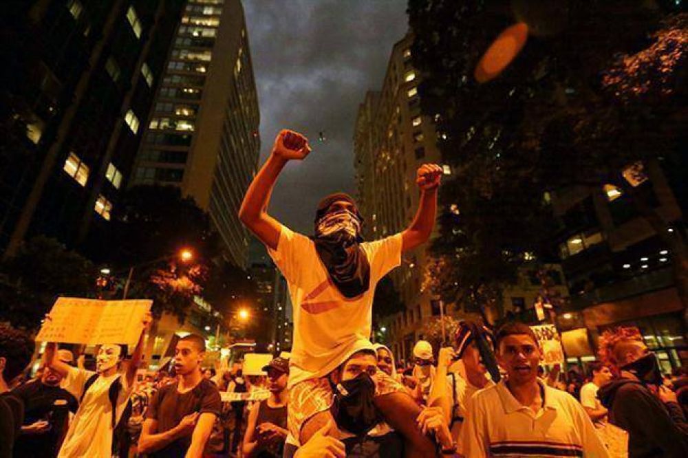 Crece la tensi�n social en Brasil contra el gobierno de Dilma Rousseff