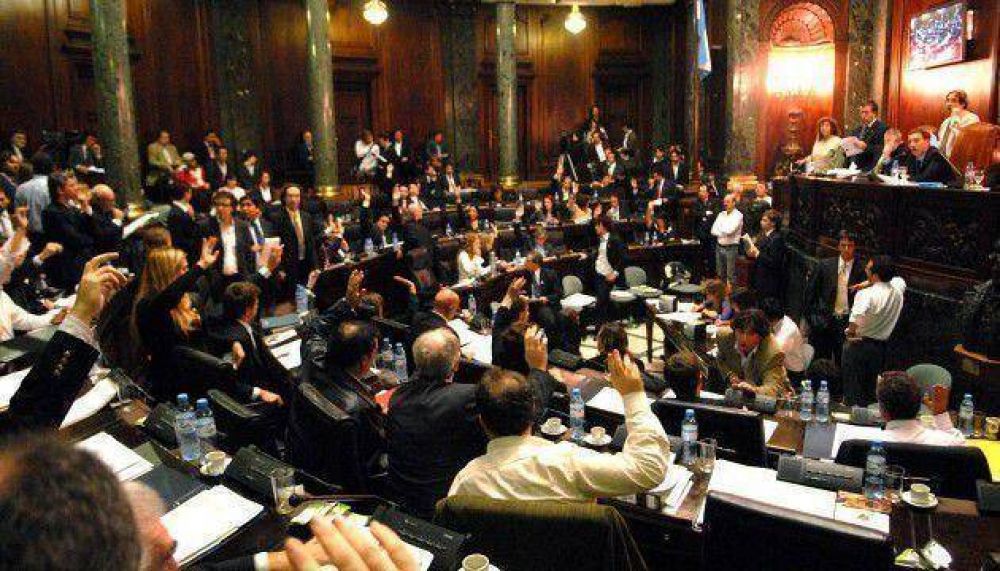 La futura Legislatura activ� la interna dentro de PRO