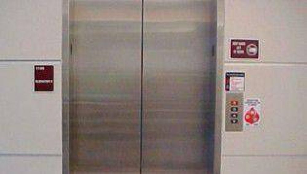 Consorcios porte�os pagar�n 250 pesos por cada ascensor
