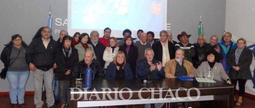 La agrupaci�n Unidad y Lealtad present� sus candidatos para las PASO