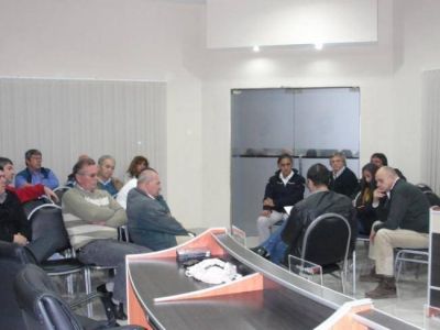 Reclaman en S�enz Pe�a la utilizaci�n del alcohol�metro Drager