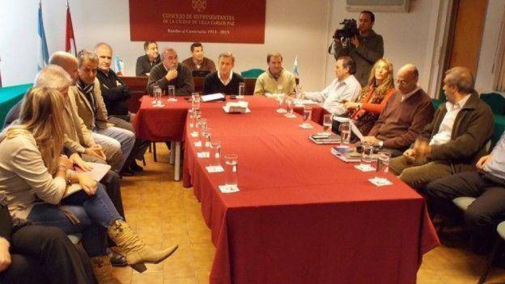Avil�s present� al Concejo el nuevo hospital de Colinas