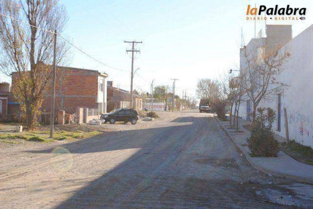 Garc�s confirm� obras de cloacas para los barrios Villa del Carmen y Ceferino