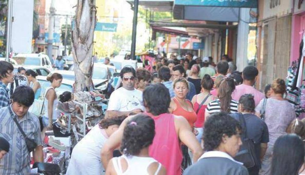 Especulan con que comercios posade�os atiendan el jueves 20