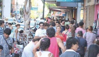 Especulan con que comercios posade�os atiendan el jueves 20