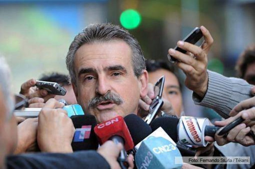 Rossi: �Es un fallo que desconoce la legitimidad popular y privilegia la legalidad corporativa�